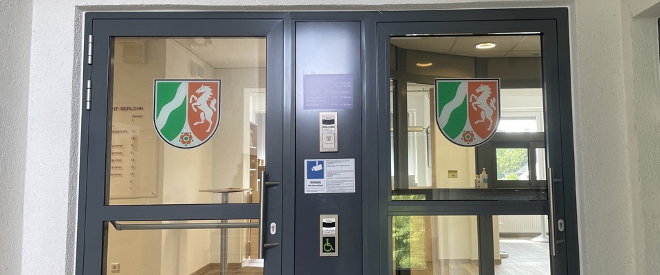 Behördeneingang